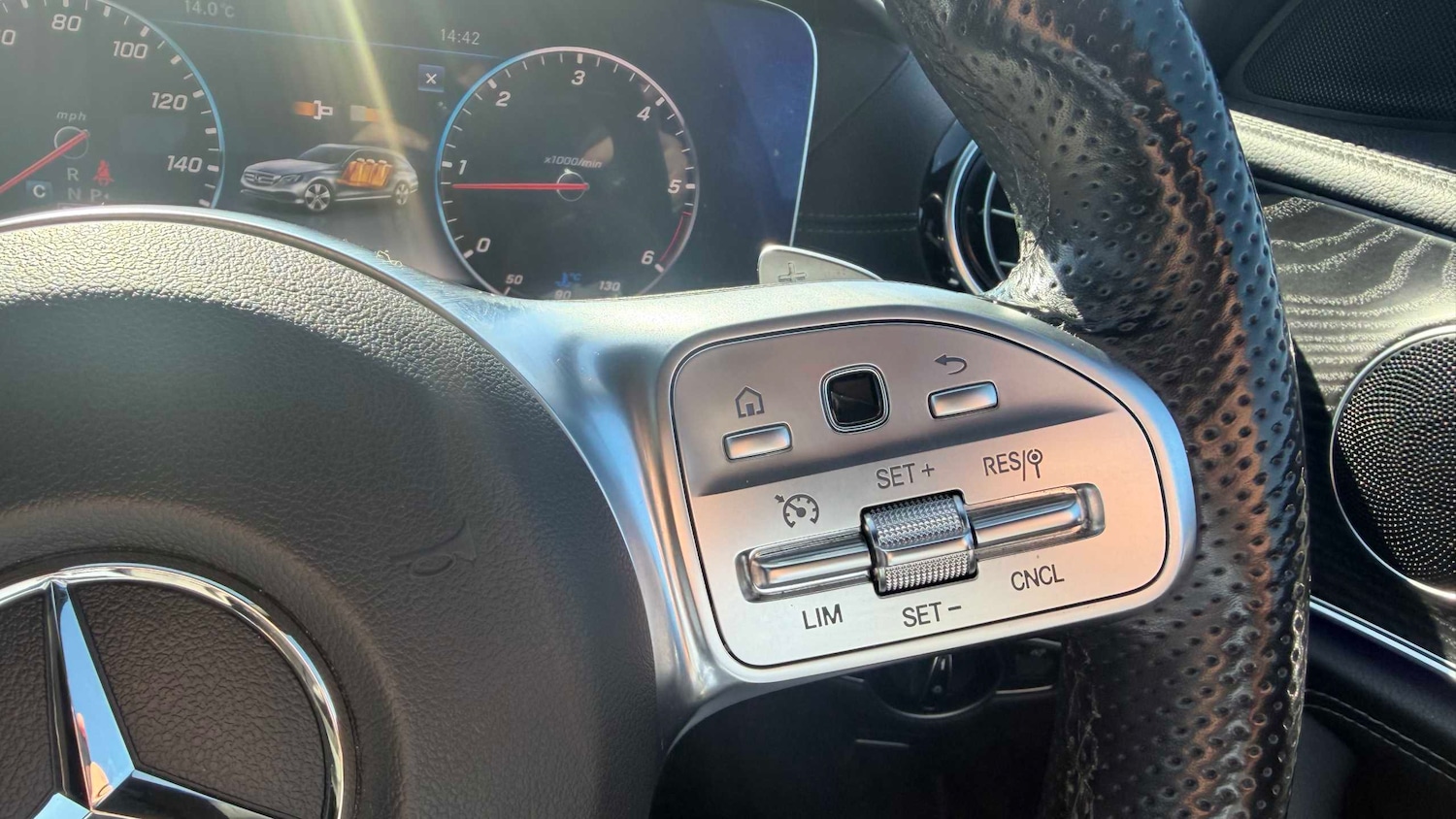 Used Mercedes-Benz E Class 2020 for sale - 78187773: Photo 14