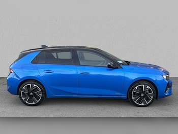 Used Vauxhall Astra 2023 for sale - 78610607: Photo
