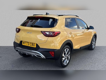 Used Kia Stonic 2023 for sale - 78278686: Photo