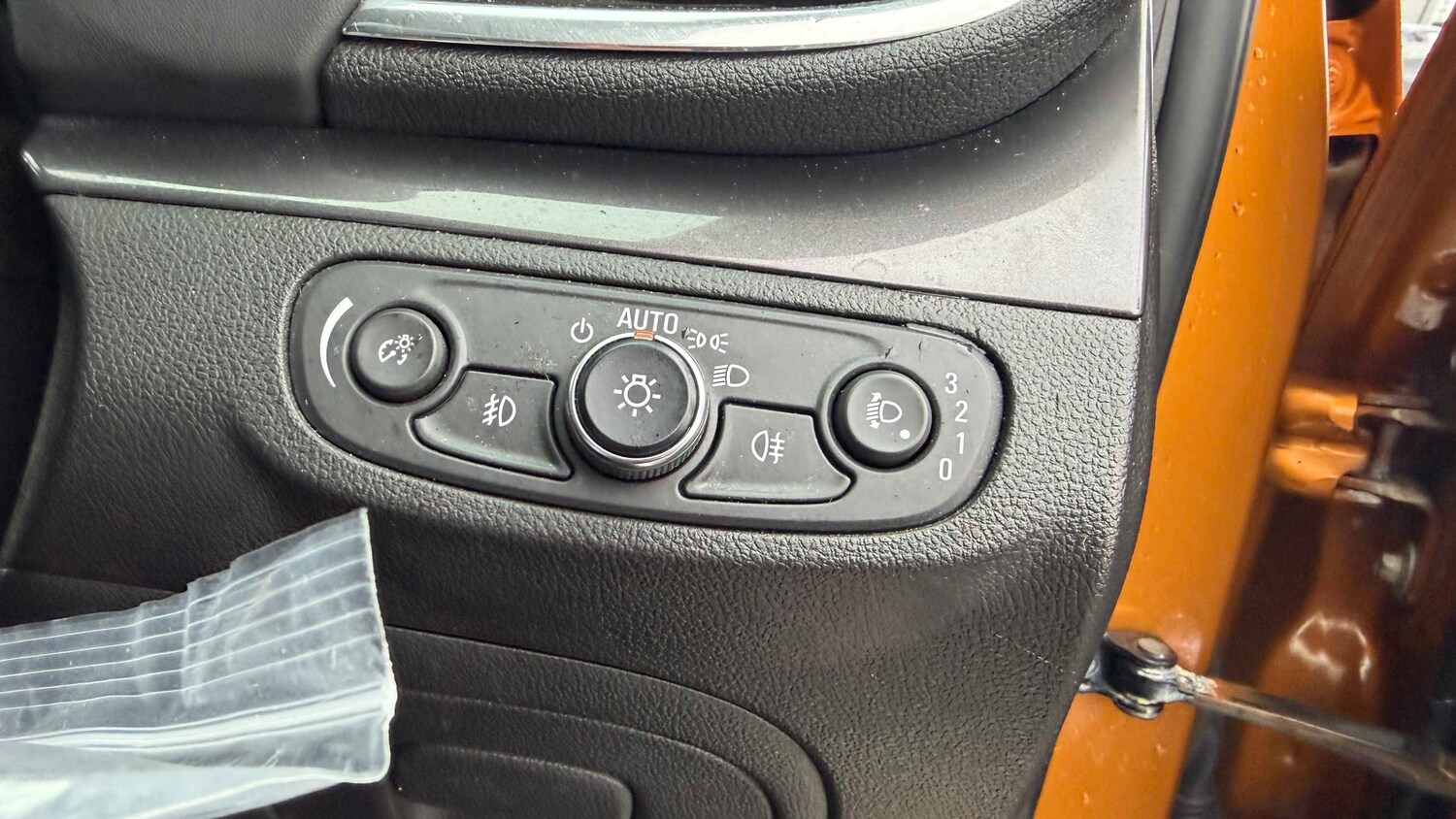 Used Vauxhall Mokka X 2018 for sale - 77856742: Photo 28