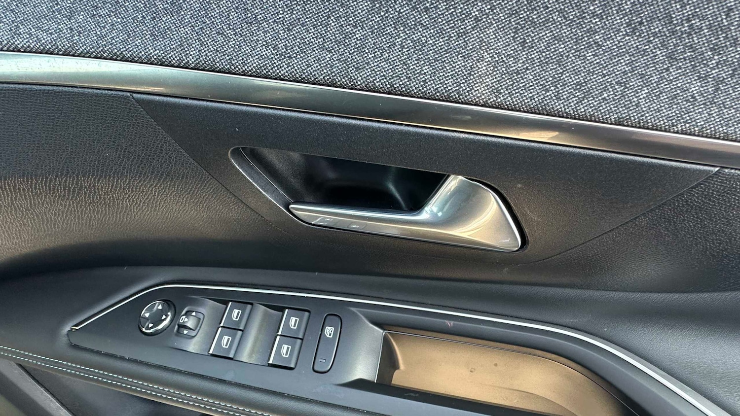 Used Peugeot 3008 2023 for sale - 78173836: Photo 15