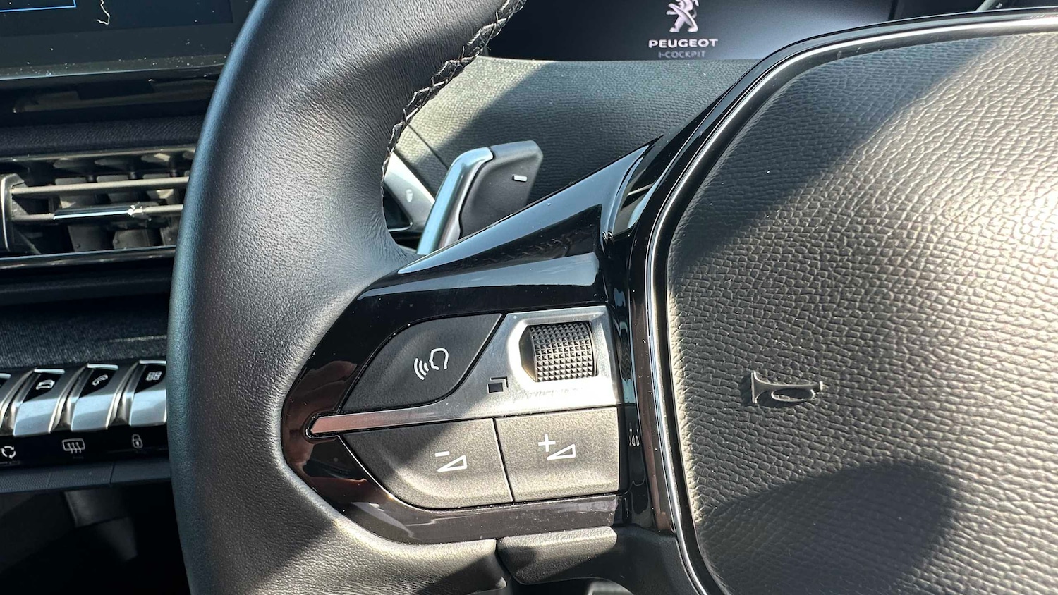 Used Peugeot 3008 2023 for sale - 78173836: Photo 16