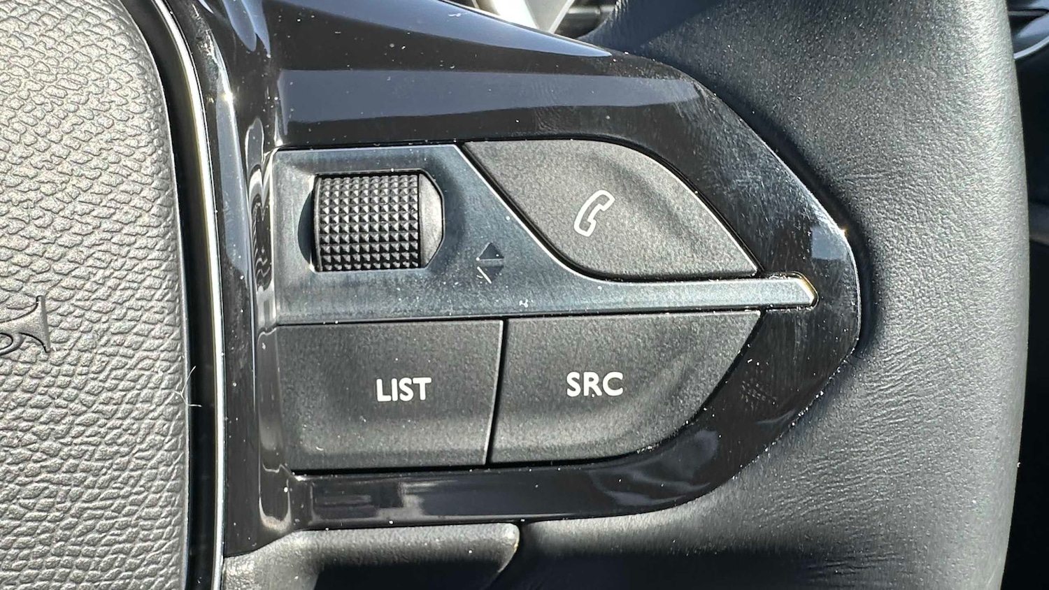 Used Peugeot 3008 2023 for sale - 78173836: Photo 25