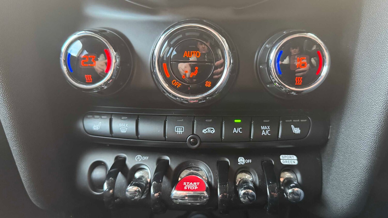 Used MINI Hatch 2023 for sale - 77860145: Photo 18