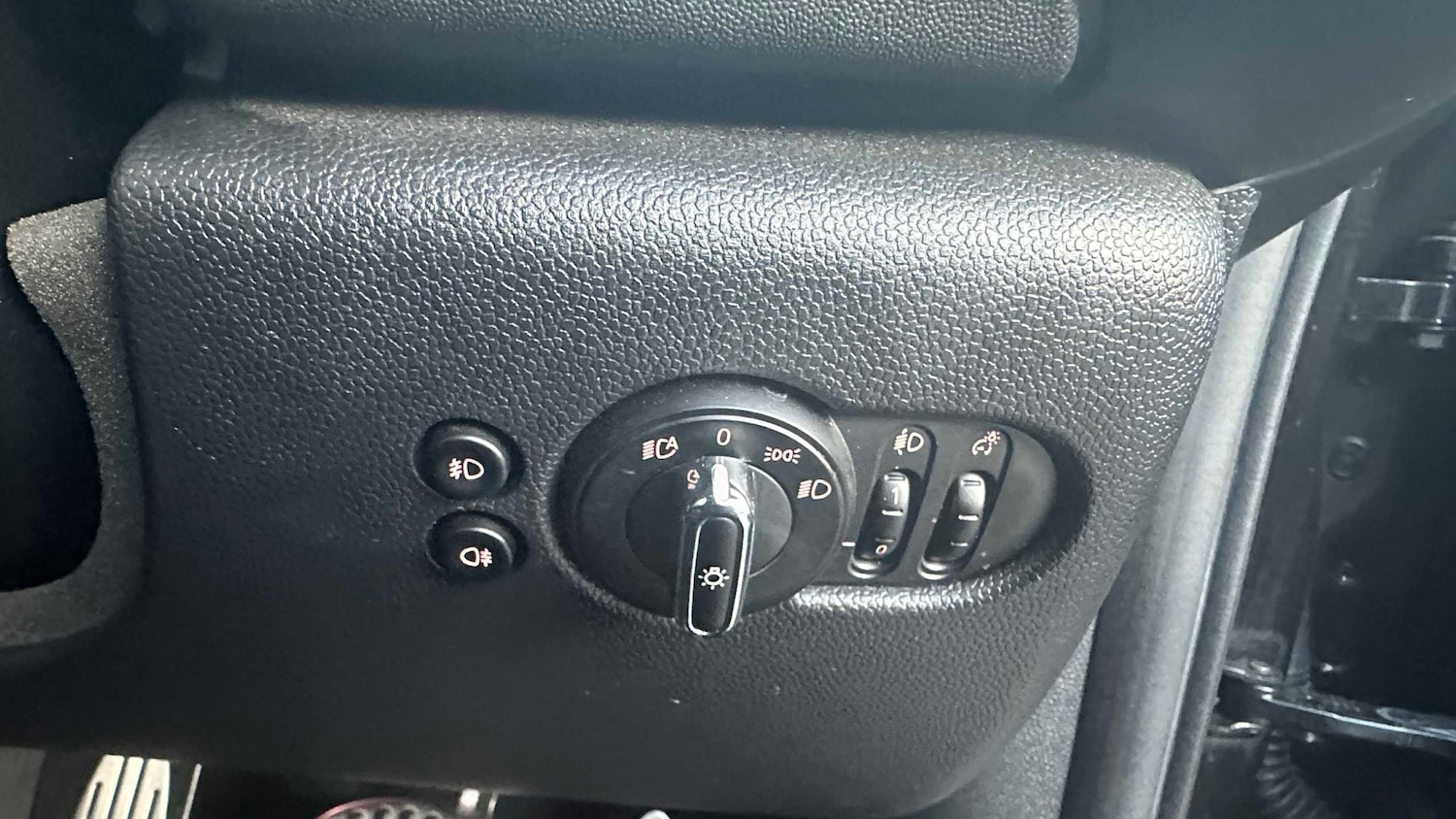 Used MINI Convertible 2020 for sale - 77859195: Photo 16