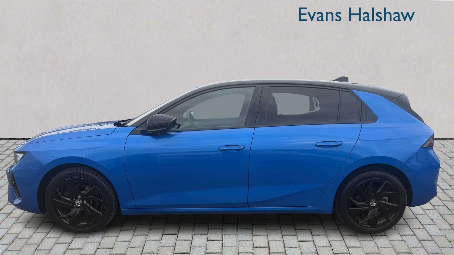 Used Vauxhall Astra 2023 for sale - 77857962: Photo 4