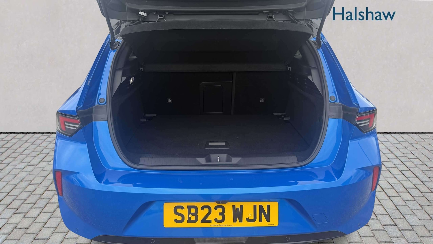 Used Vauxhall Astra 2023 for sale - 77857962: Photo 9