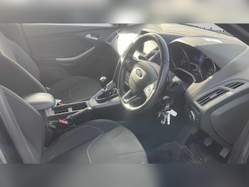 Used Ford Focus 2016 for sale - 77858244: Photo