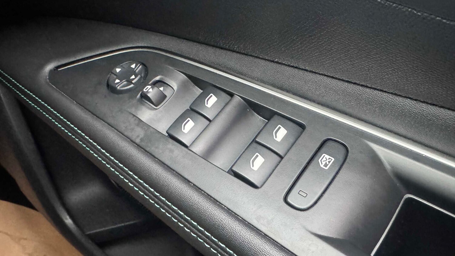 Used Peugeot 3008 2024 for sale - 77856441: Photo 17