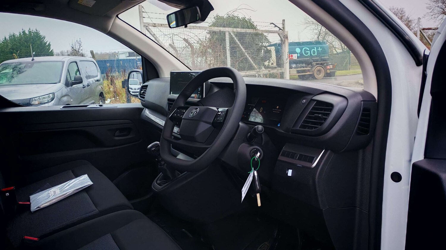 Used Vauxhall Vivaro 2025 for sale - 77857591: Photo 11