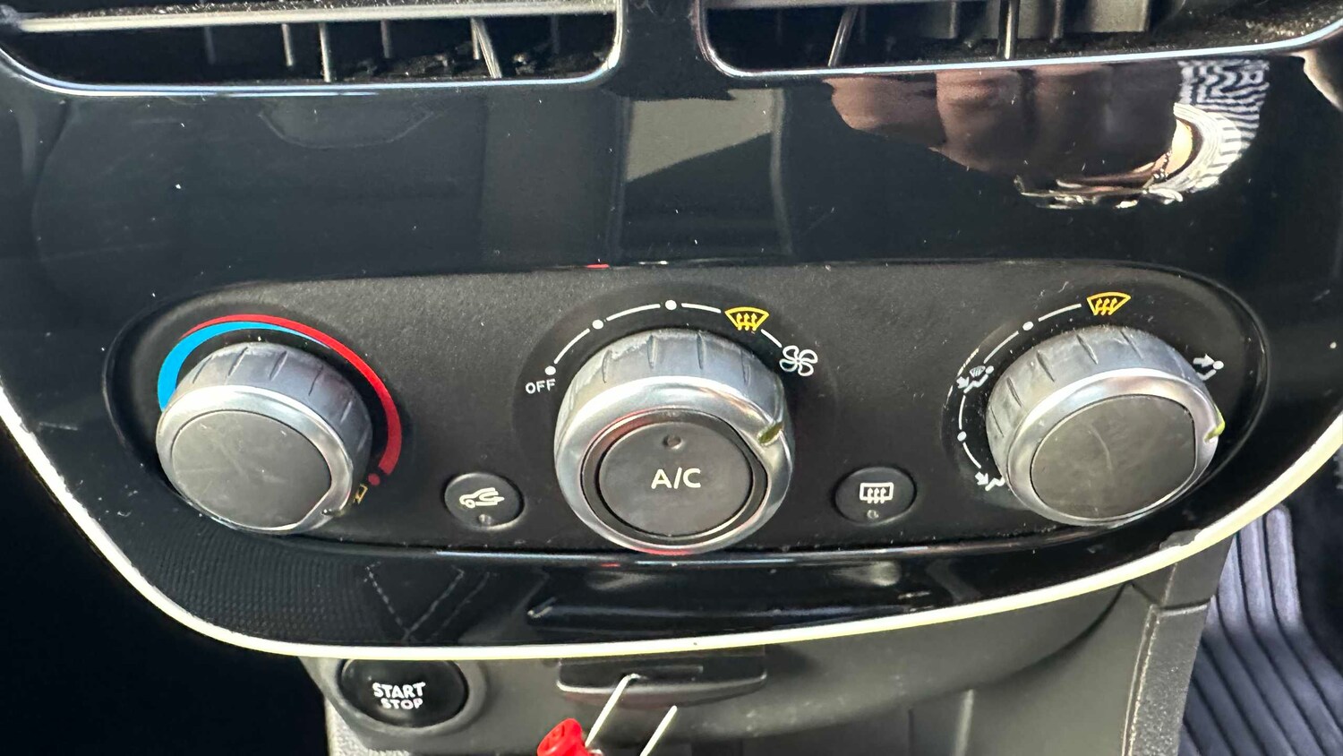 Used Renault Clio 2016 for sale - 77859655: Photo 21