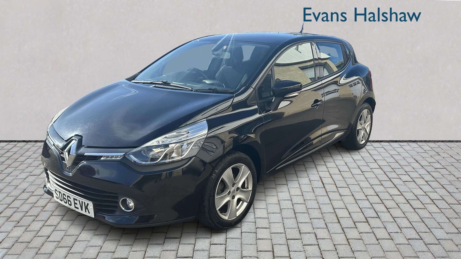 Used Renault Clio 2016 for sale - 77859655: Photo 3