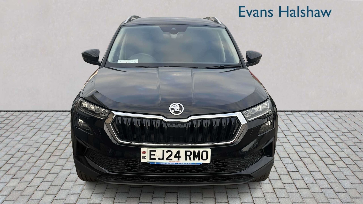 Used Skoda Karoq 2024 for sale - 77960977: Photo 2