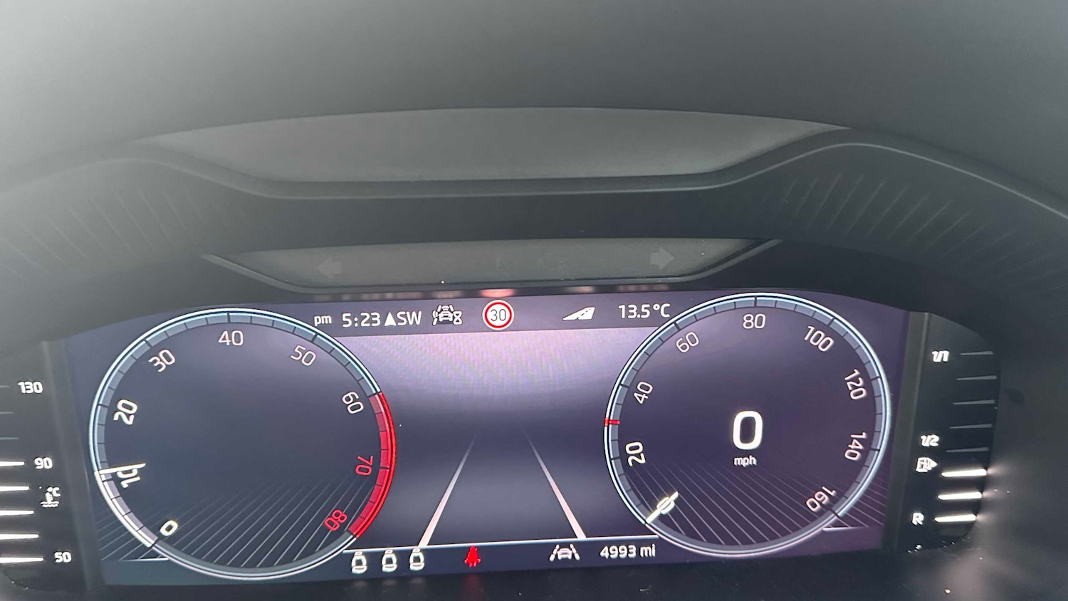 Used Skoda Karoq 2024 for sale - 77960977: Photo 22