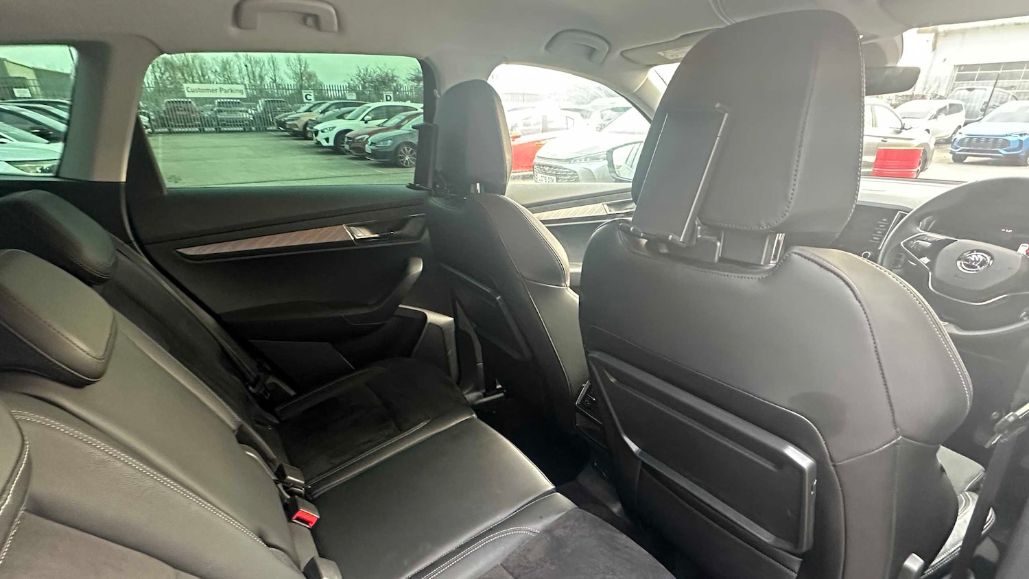 Used Skoda Karoq 2024 for sale - 77960977: Photo 8