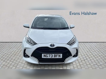 Used Toyota Yaris 2024 for sale - 77859141: Photo
