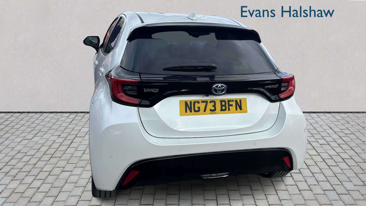 Used Toyota Yaris 2024 for sale - 77859141: Photo 5