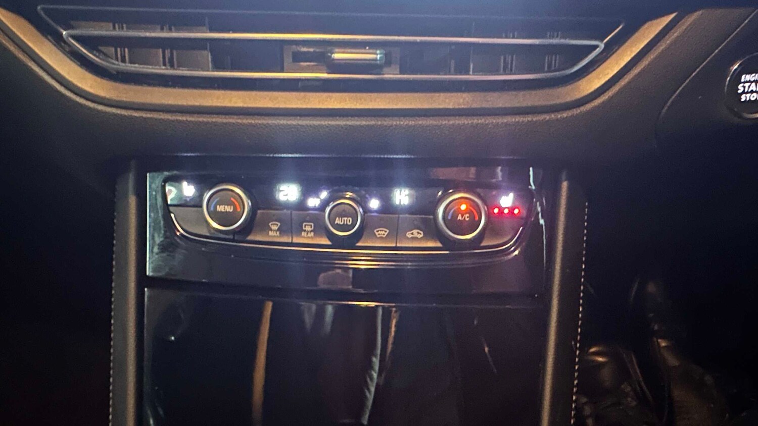 Used Vauxhall Grandland for sale - 77860122: Photo 17