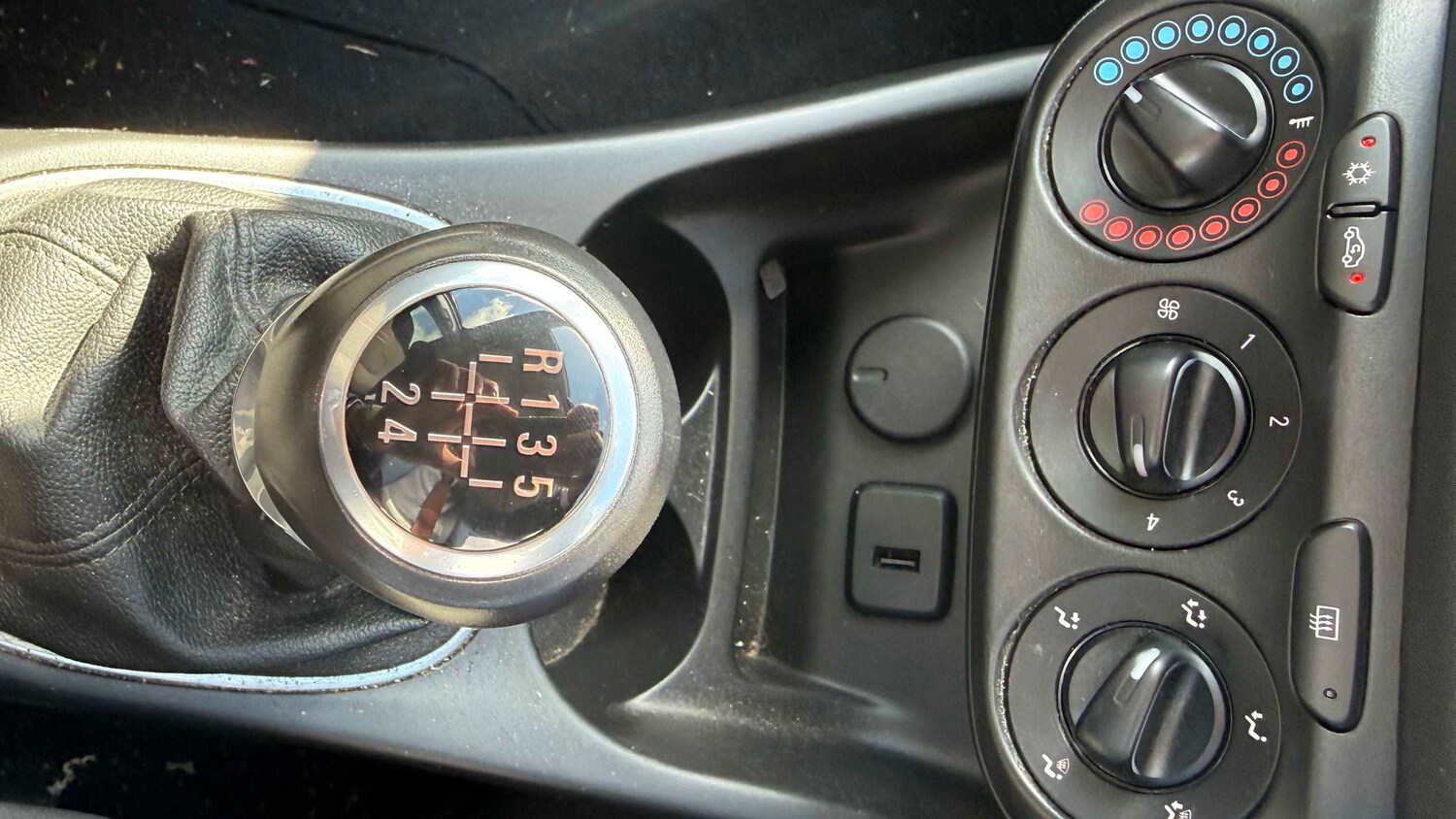 Used Vauxhall Corsa for sale - 78104514: Photo 23