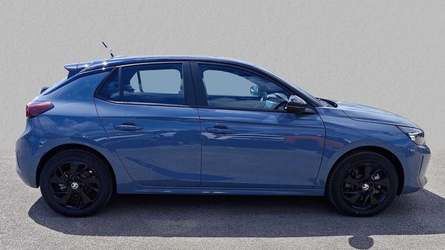 Used Vauxhall Corsa for sale - 77858541: Photo 2