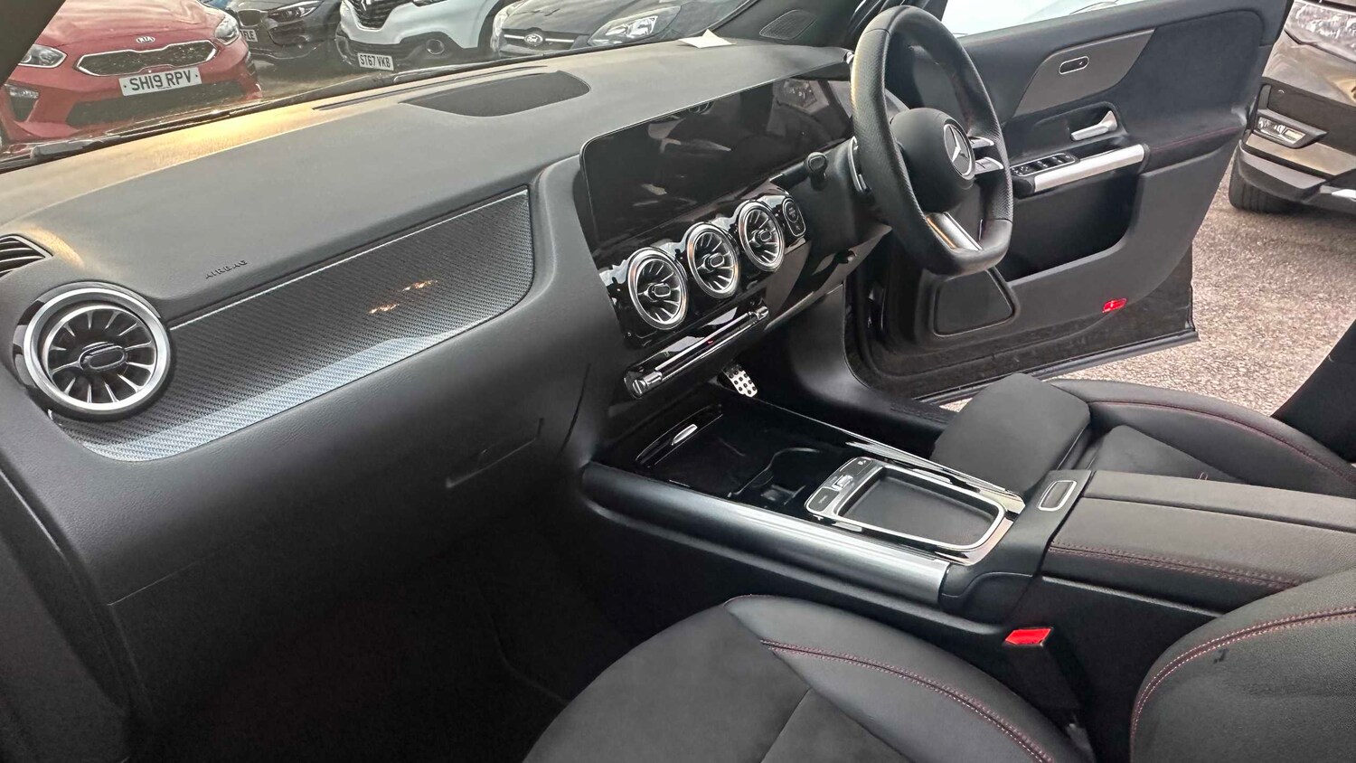 Used Mercedes-Benz GLA 2023 for sale - 77960925: Photo 16