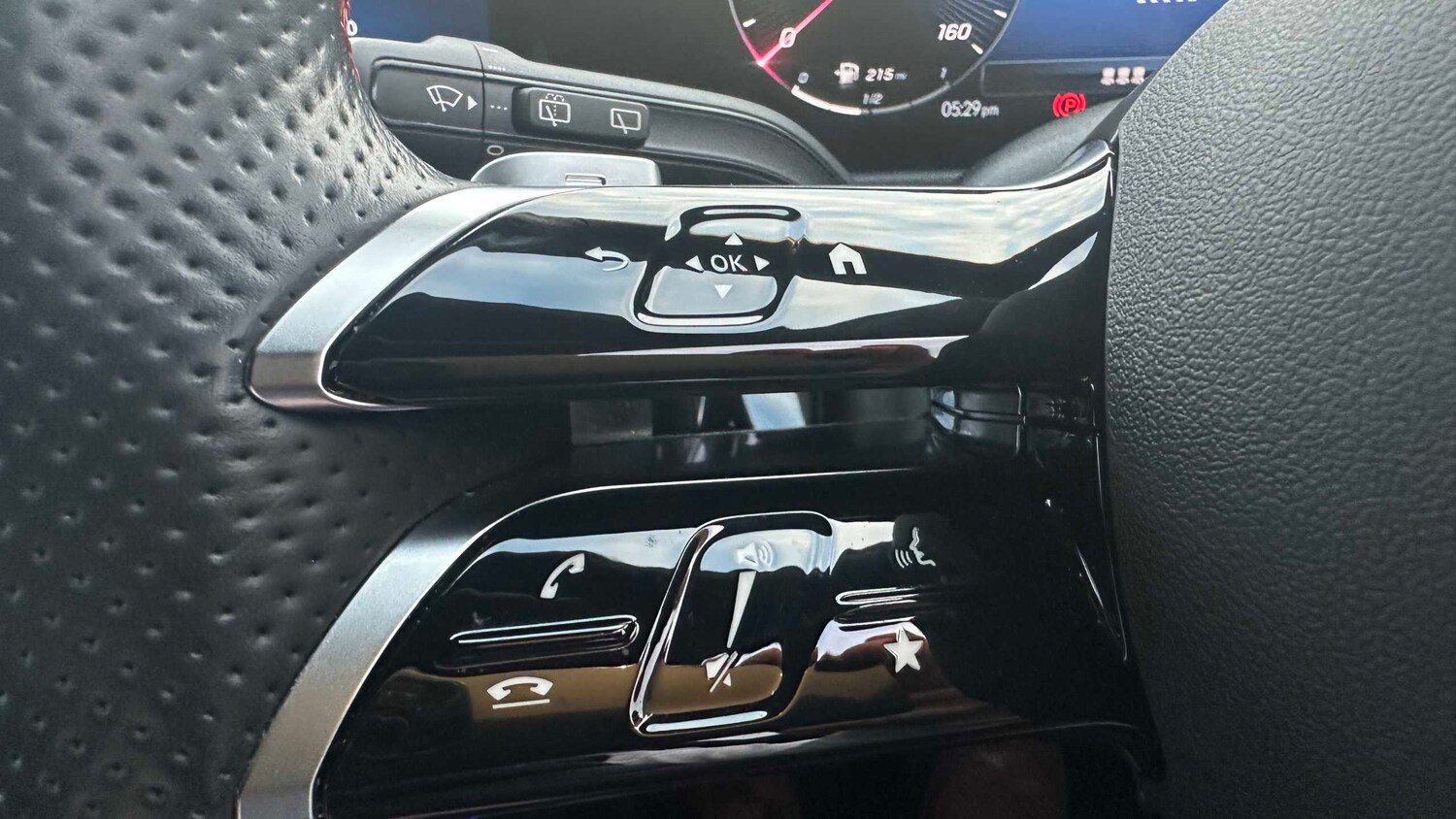 Used Mercedes-Benz GLA 2023 for sale - 77960925: Photo 23