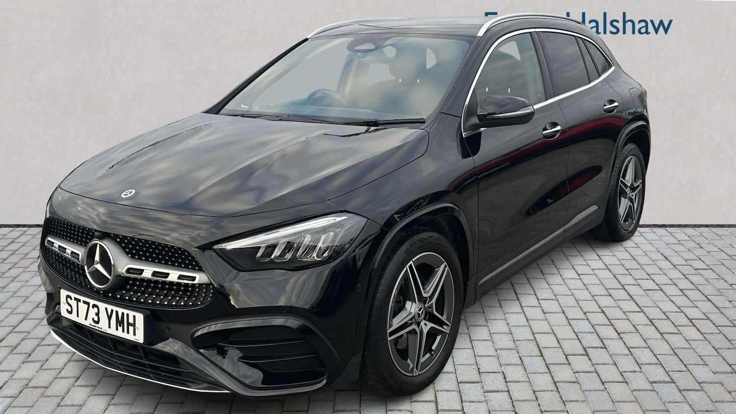 Used Mercedes-Benz GLA 2023 for sale - 77960925: Photo 3