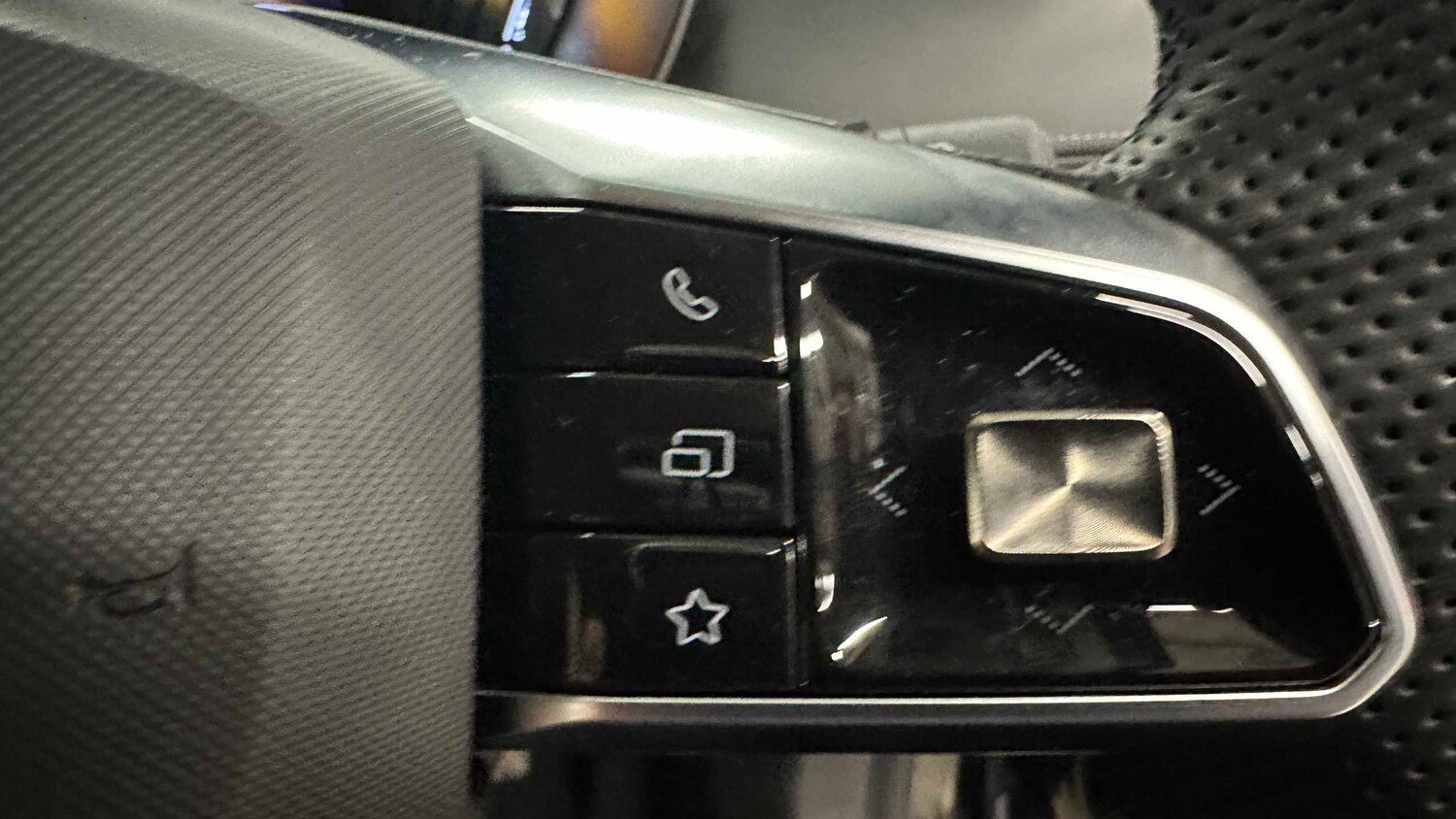 Used MG MG ZS 2024 for sale - 77859099: Photo 8