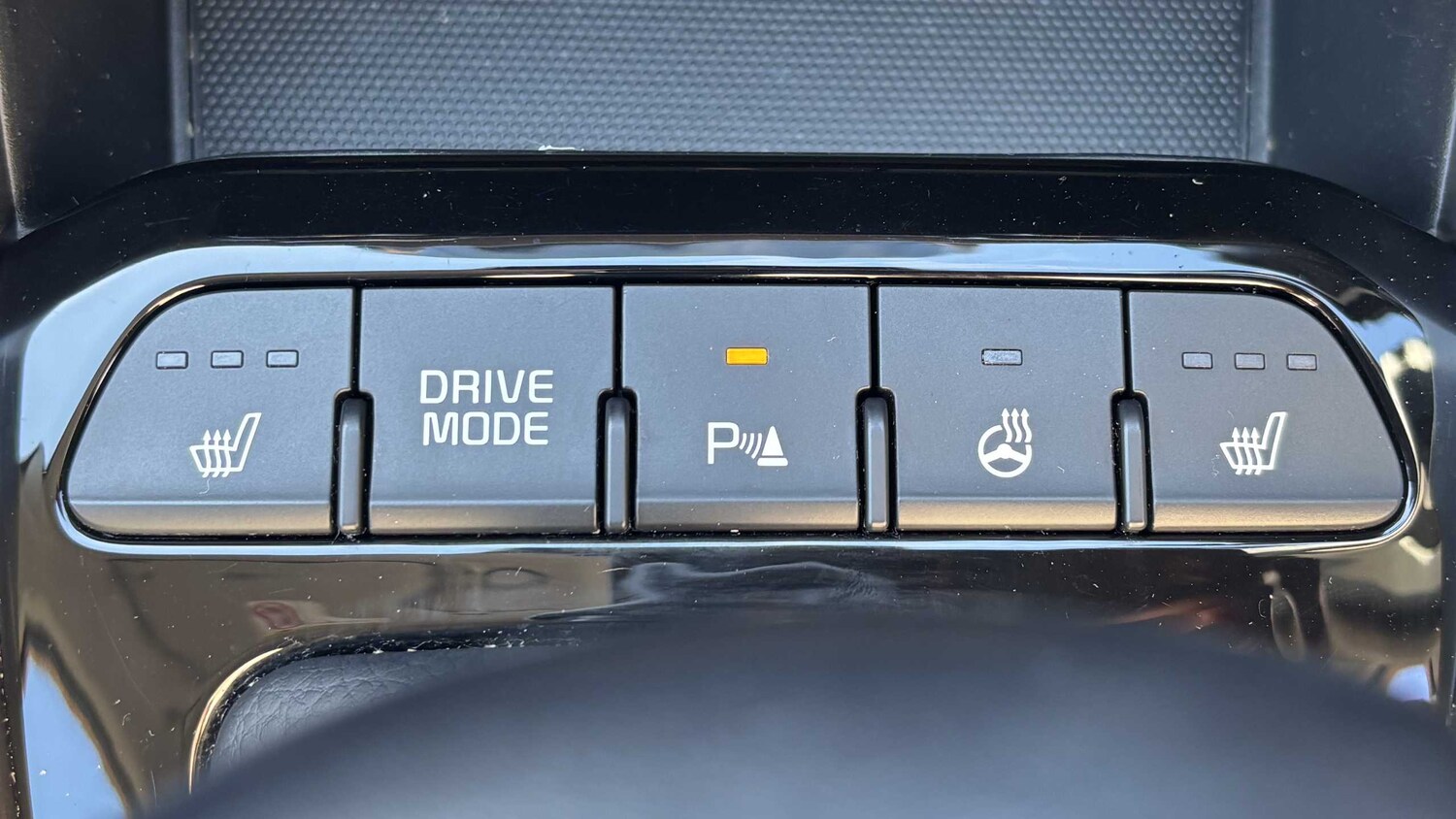 Used Kia Stonic for sale - 77858319: Photo 32