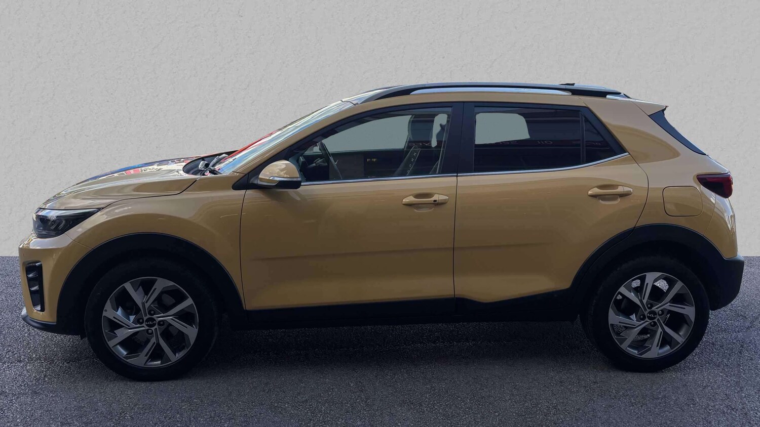 Used Kia Stonic for sale - 77858319: Photo 6