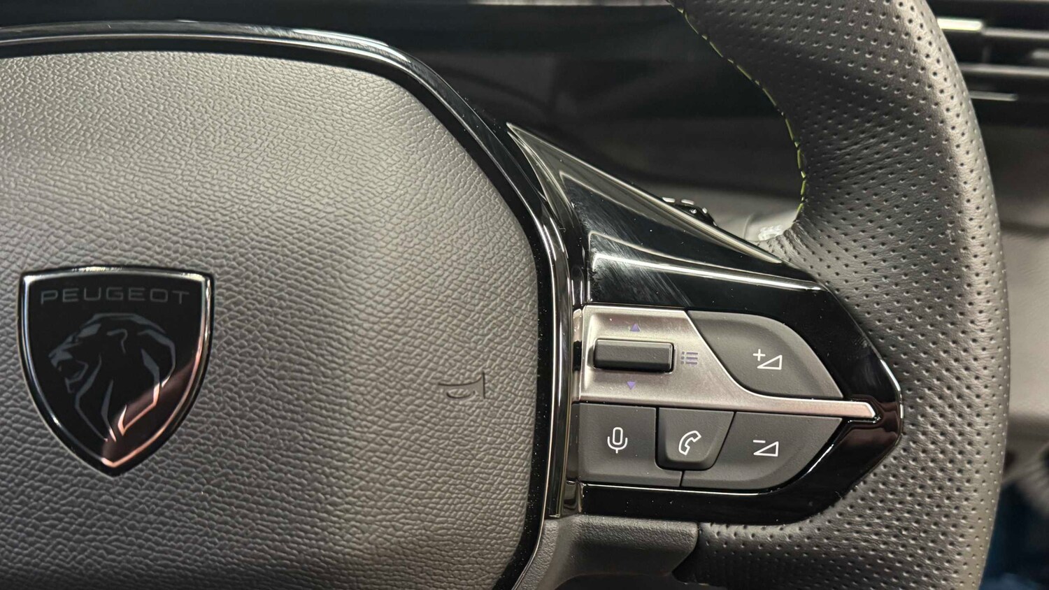 Used Peugeot 408 2024 for sale - 77860748: Photo 15