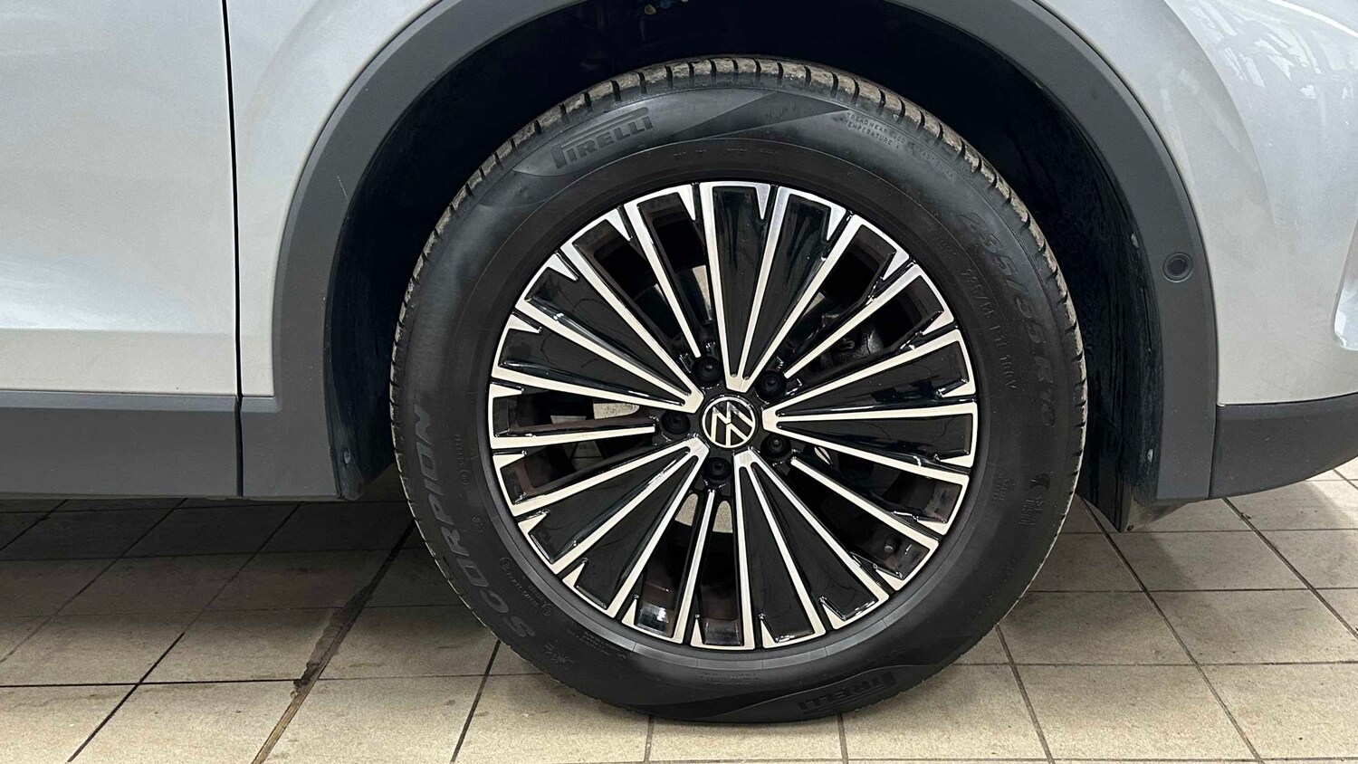 Used Volkswagen Tiguan for sale - 77859834: Photo 13