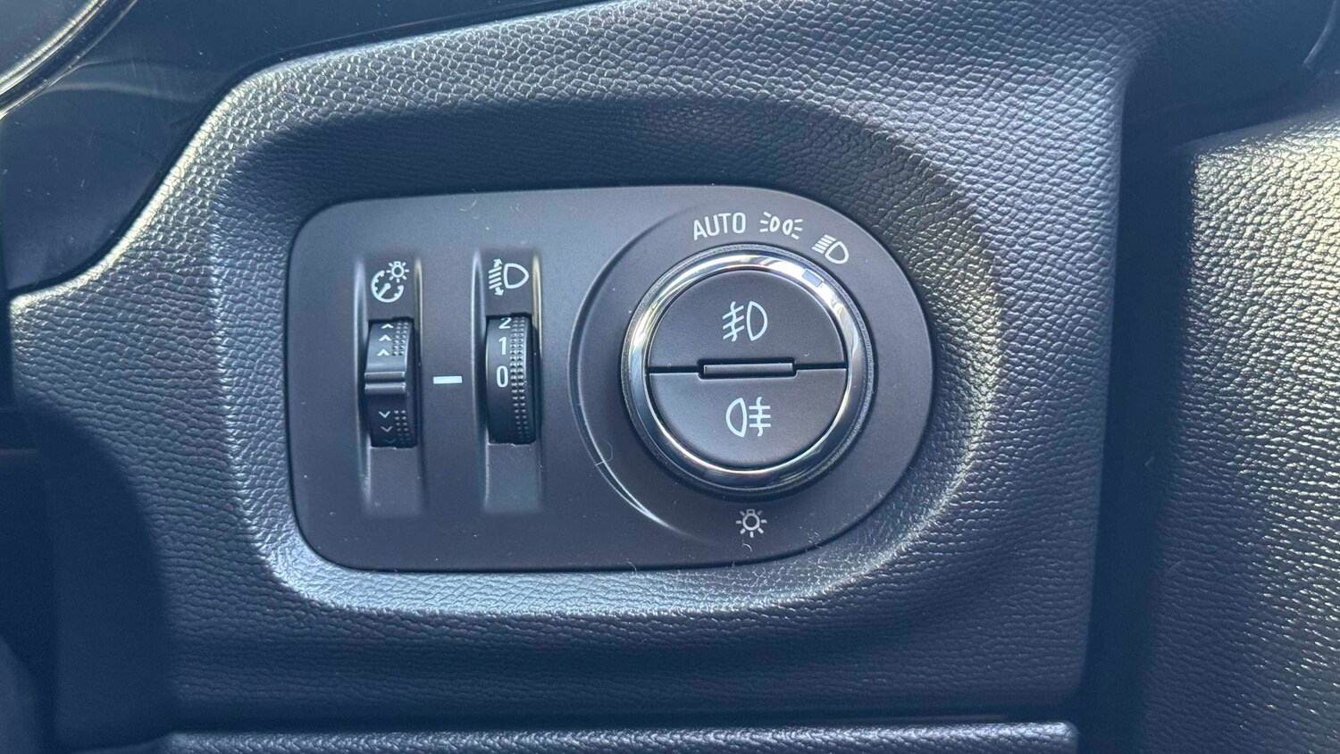 Used Vauxhall Corsa for sale - 77860036: Photo 20