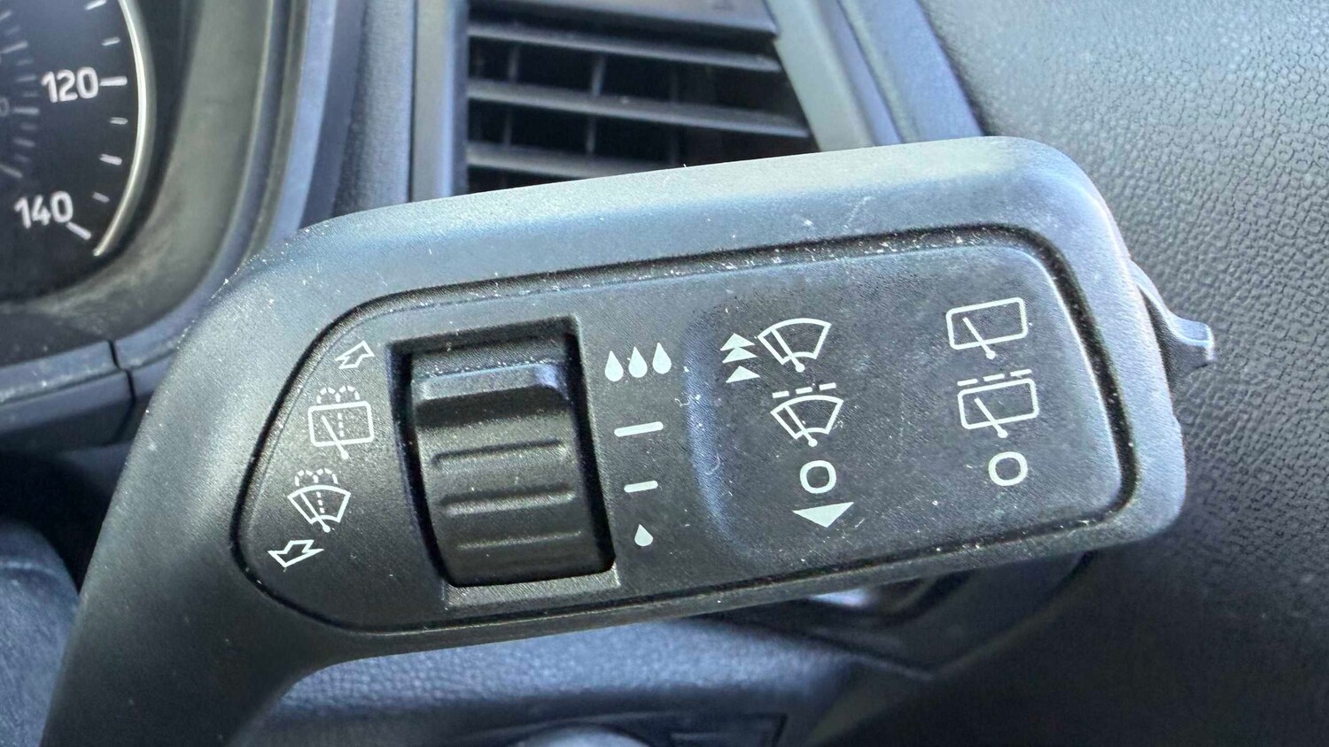 Used Ford Ecosport 2023 for sale - 78161195: Photo 18