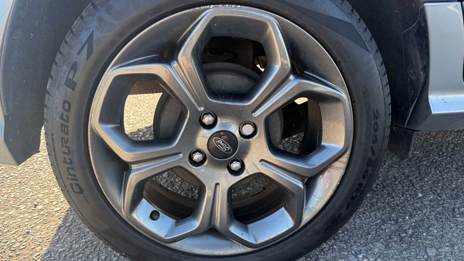 Used Ford Ecosport 2023 for sale - 78161195: Photo 9