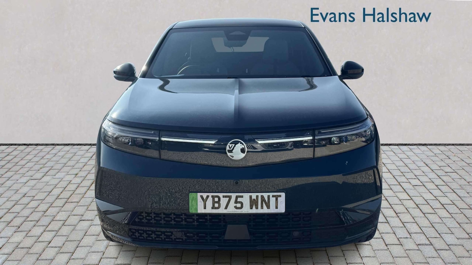 Used Vauxhall Grandland for sale - 77856817: Photo 2