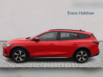 Used Ford Focus 2023 for sale - 77862500: Photo