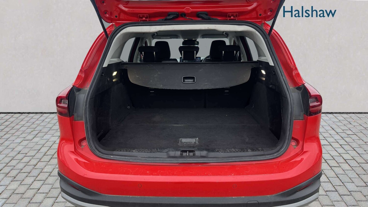 Used Ford Focus 2023 for sale - 77862500: Photo 9