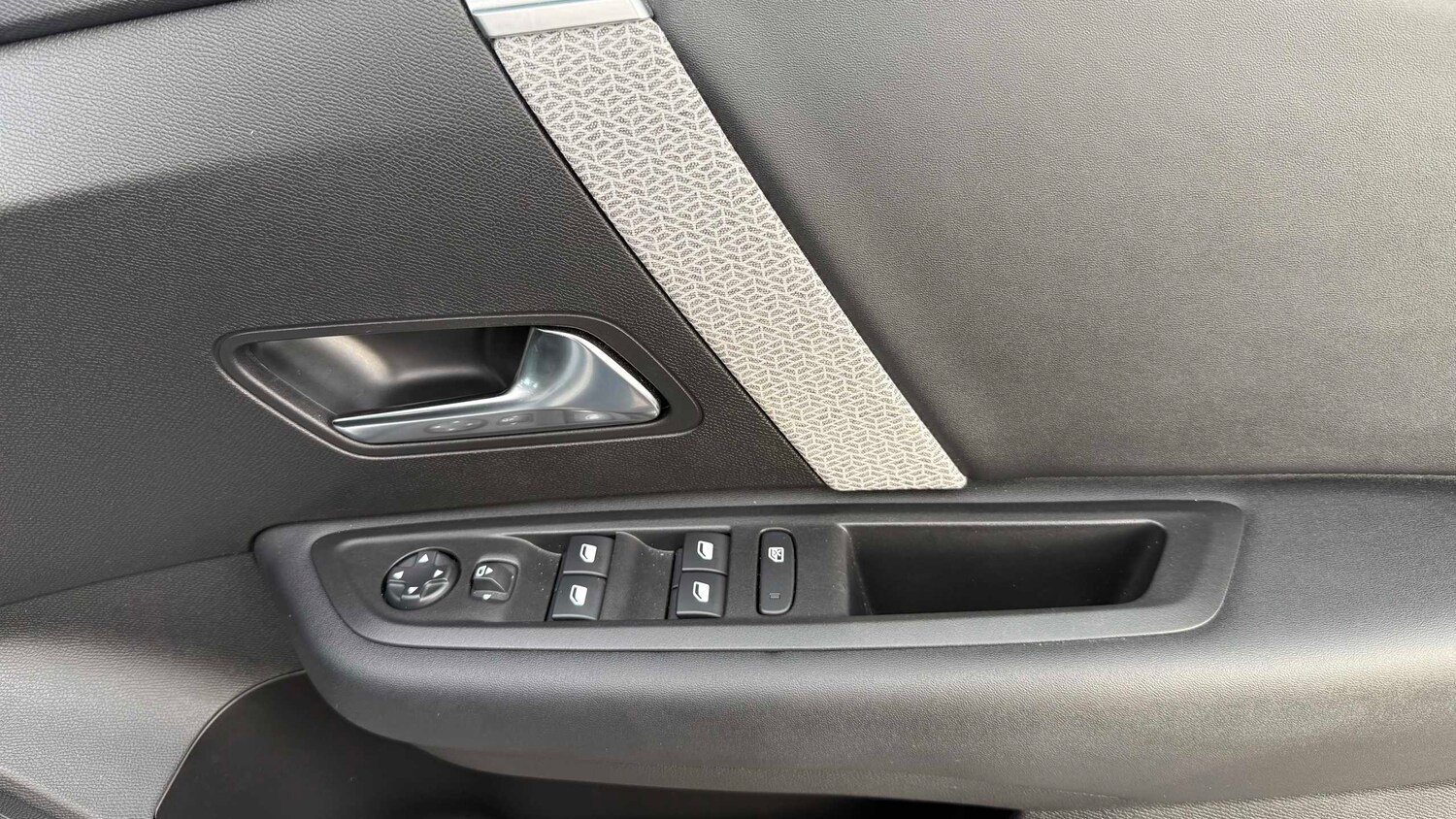 Used Citroen C4 X for sale - 77861788: Photo 13