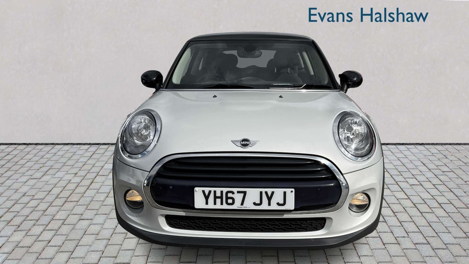 Used MINI Hatch 2017 for sale - 78077231: Photo 2