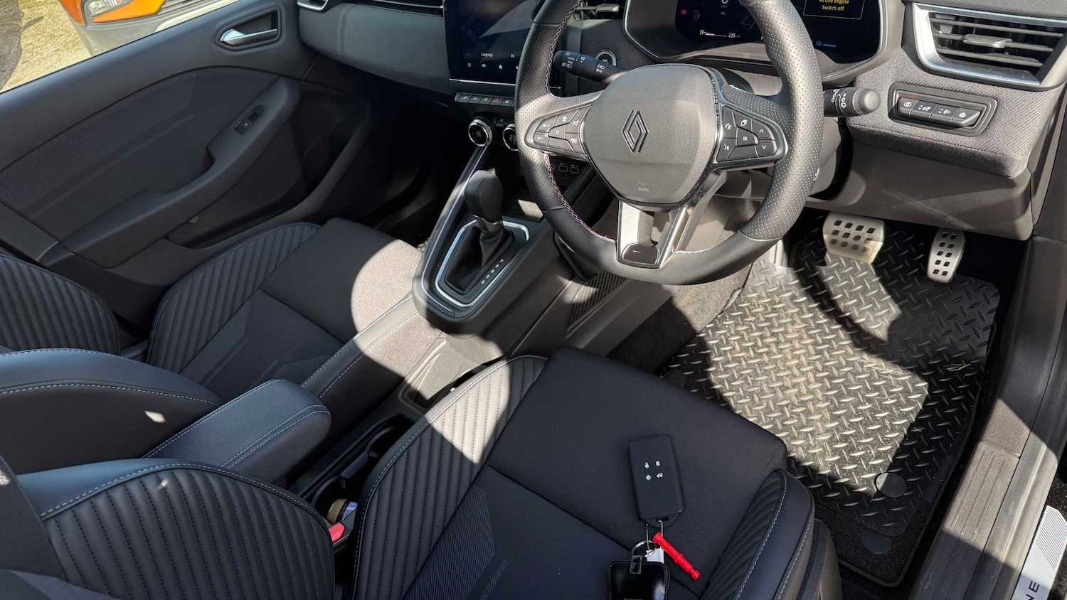 Used Renault Clio 2025 for sale - 78024315: Photo 13