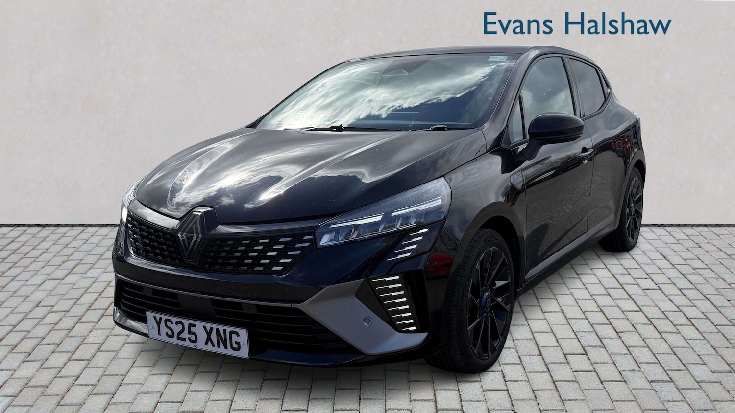 Used Renault Clio 2025 for sale - 78024315: Photo 3