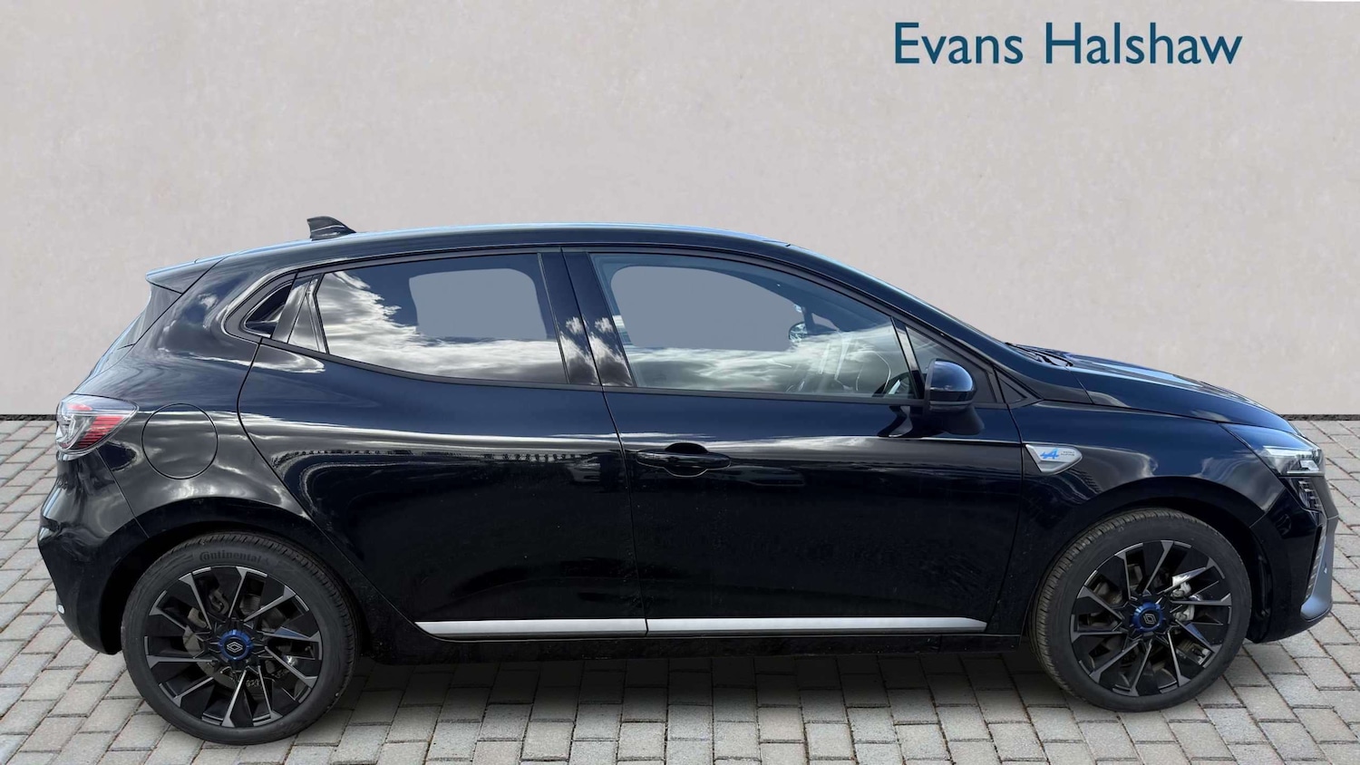 Used Renault Clio 2025 for sale - 78024315: Photo 8