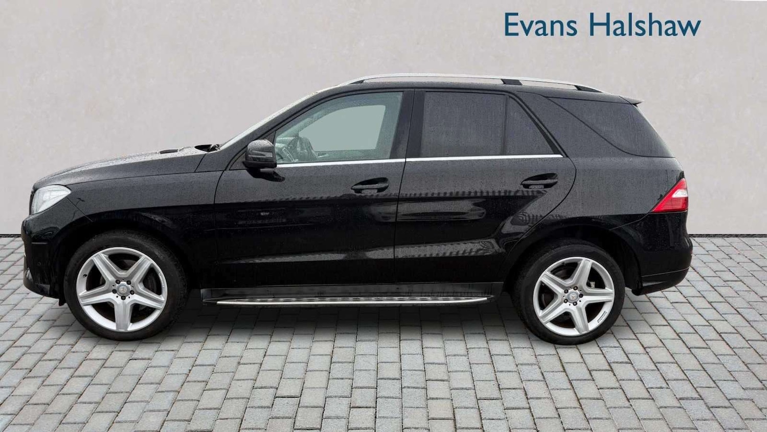 Used Mercedes-Benz M Class 2014 for sale - 77860992: Photo 4