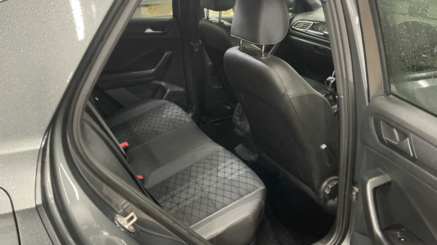 Used Volkswagen T-Roc for sale - 77857752: Photo 8