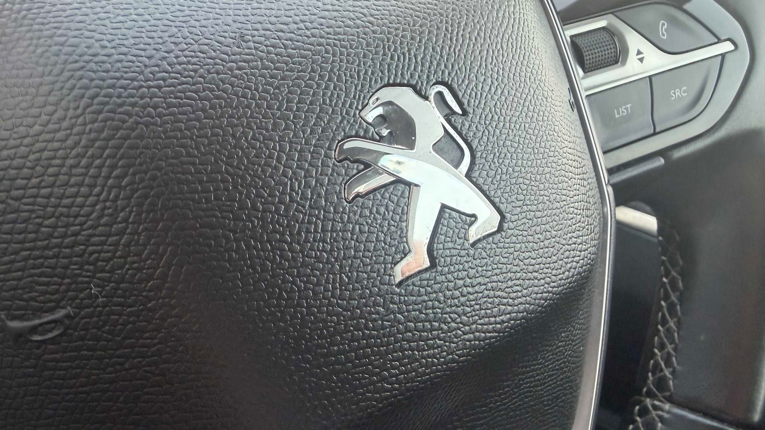 Used Peugeot 3008 2020 for sale - 77996164: Photo 25