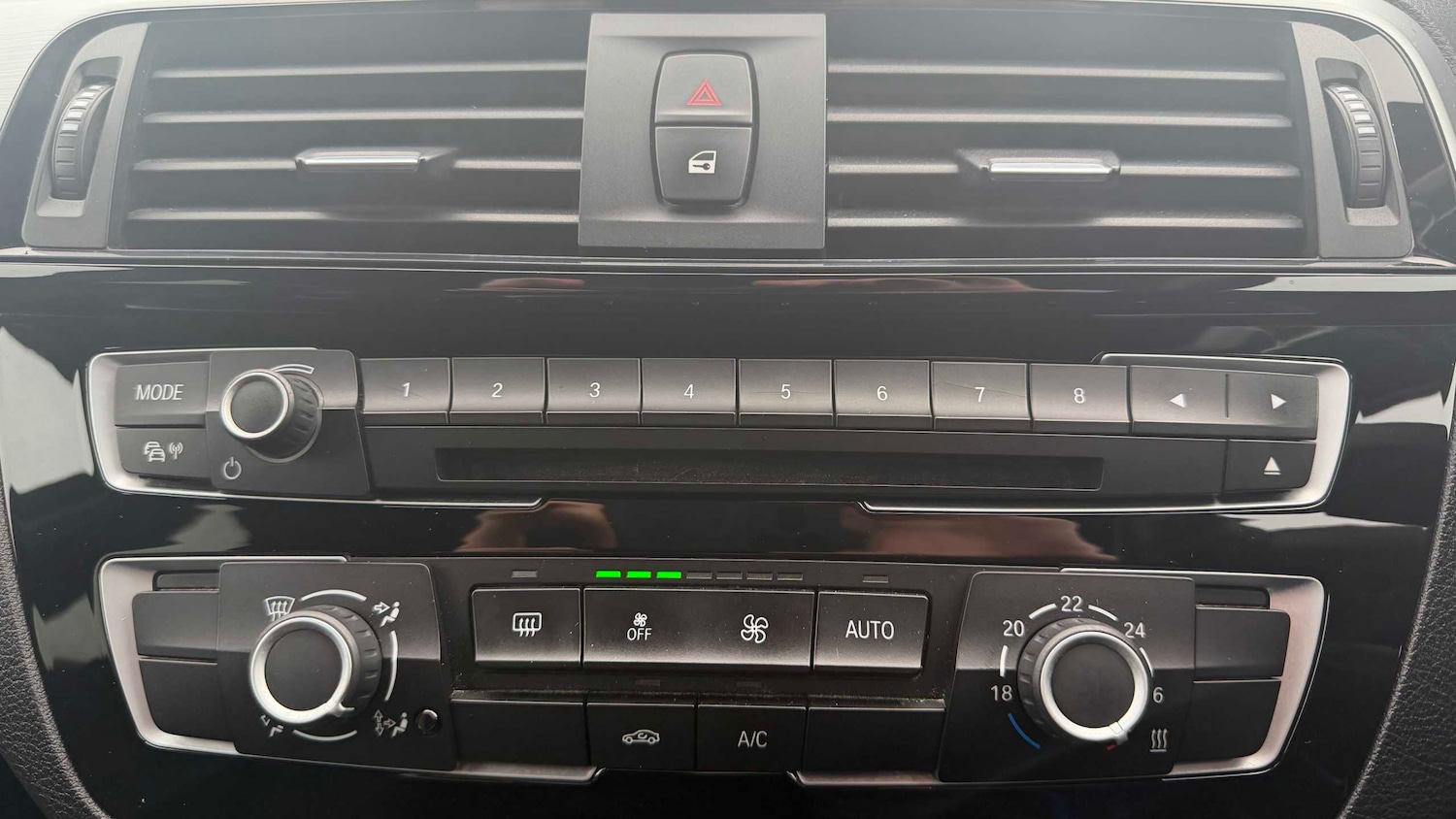 Used BMW 1 Series for sale - 77860944: Photo 25