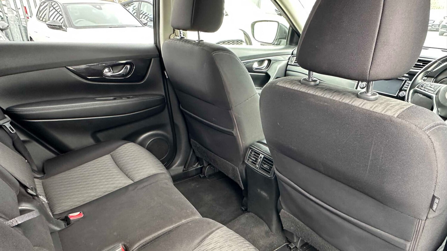 Used Nissan X-Trail for sale - 77862588: Photo 11