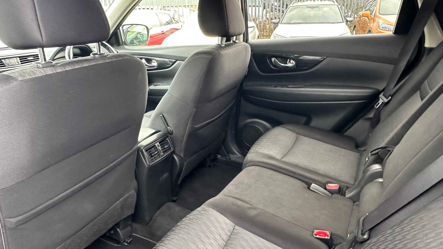 Used Nissan X-Trail for sale - 77862588: Photo 15