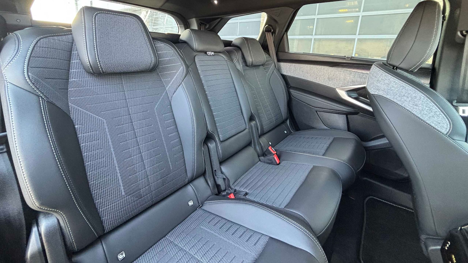 Used Peugeot 5008 2025 for sale - 77856732: Photo 17